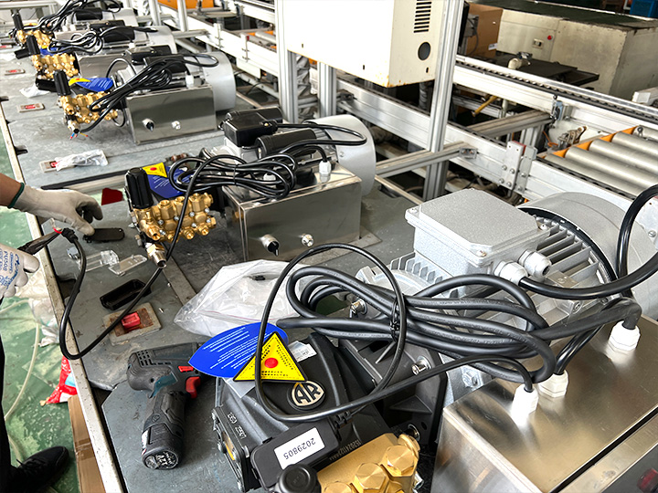 Cvoltio-high-pressure-washer-factory-work-shop2
